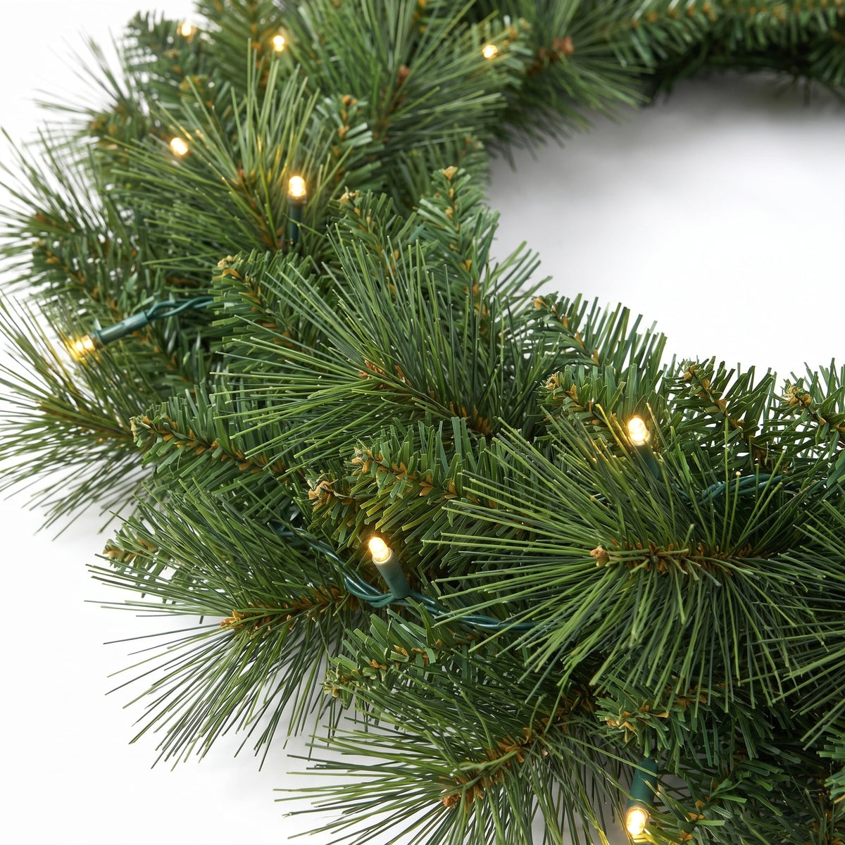 Christabelle 61cm Dorset Pine Christmas Wreath Pre Lit Multi Function LED Battery Operated Front Door Xmas Decoration Home